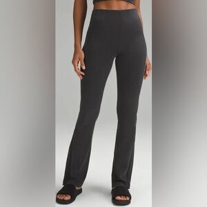 Lululemon ribbed softstreme pant